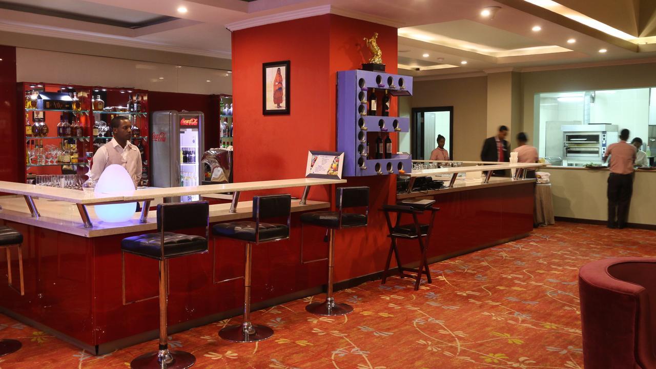 אדיס אבבה Elilly International Hotel מראה חיצוני תמונה